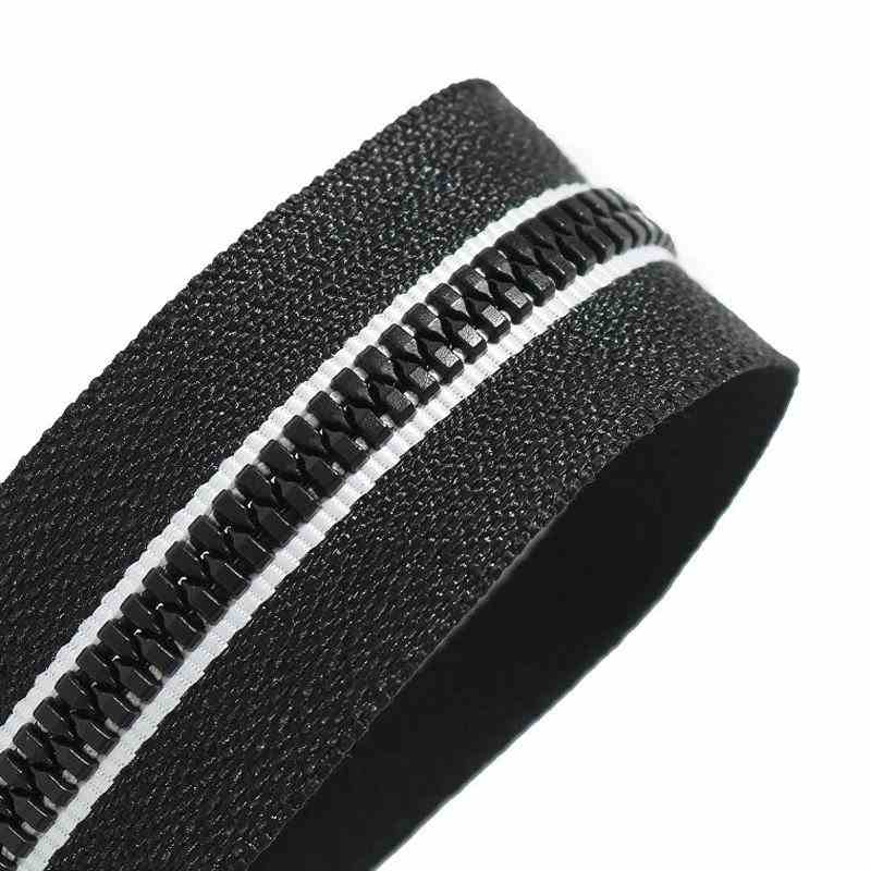 Heavy Duty #5 Separating Plastic Zipper