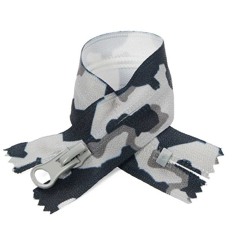 Camouflage Printed #5 Nylon Zipper Closed End Coil Zippers for Outdoor Apparel & Camping Gear