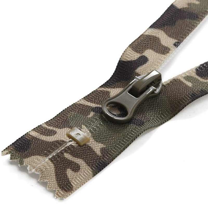 Camouflage Printed #5 Nylon Zipper Closed End Coil Zippers for Outdoor Apparel & Camping Gear