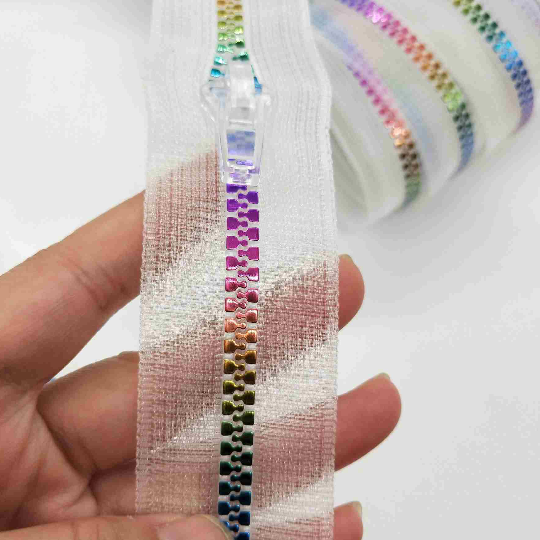 No.5 Iridescent Rainbow Resin Zipper