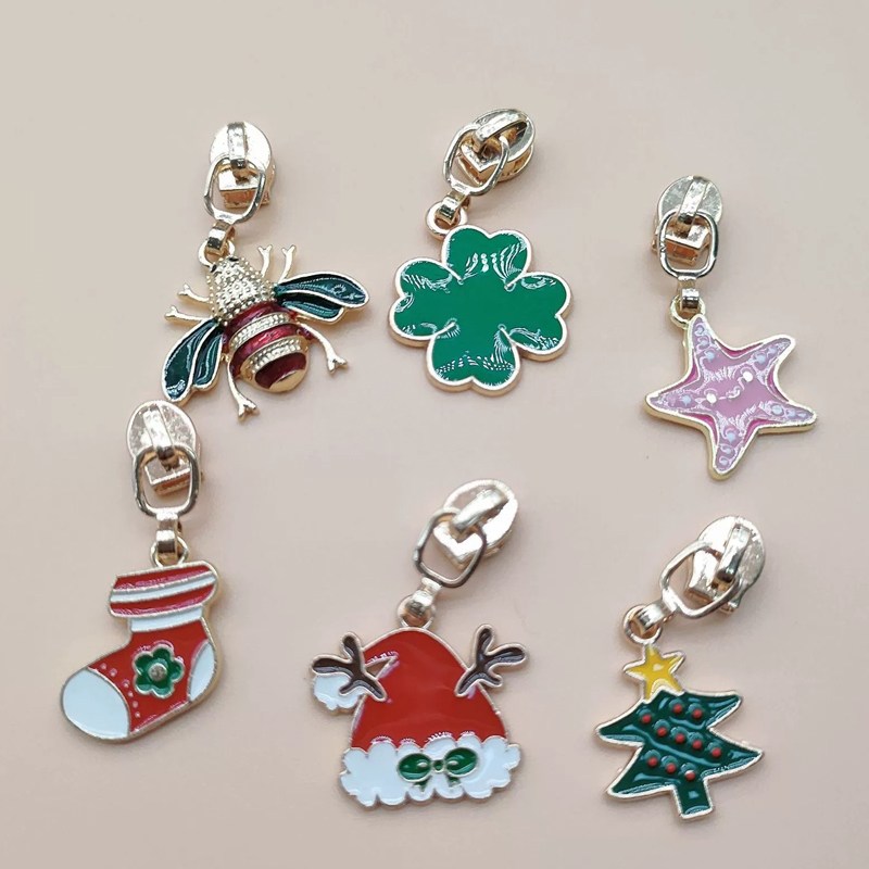 Enamel Cartoon Food Zipper Pulls