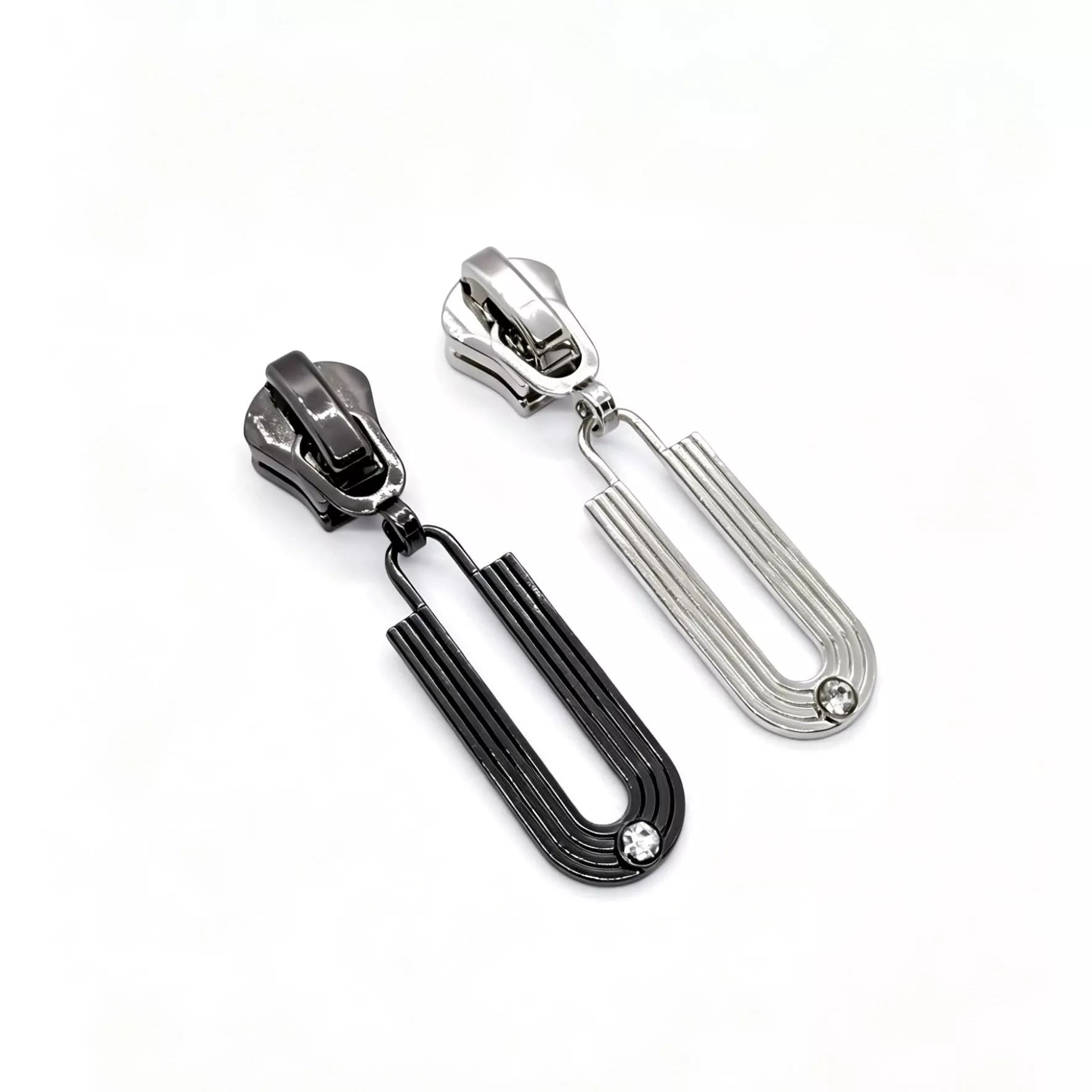 Multi-Line U Shape Single Rhinestone Zipper Pulls