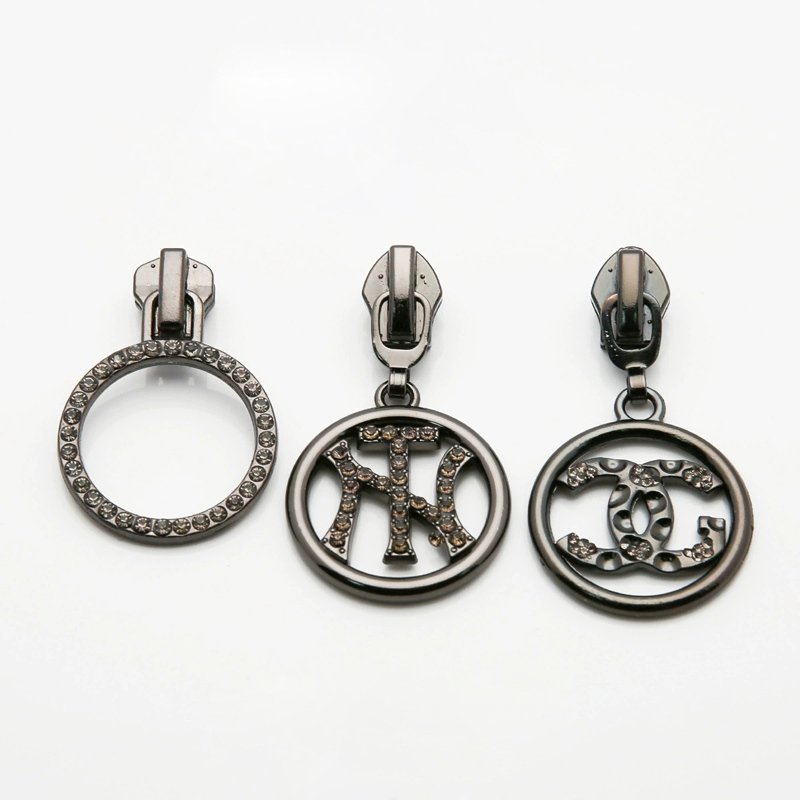 No.5 Inlaid Crystal Metal Sliders