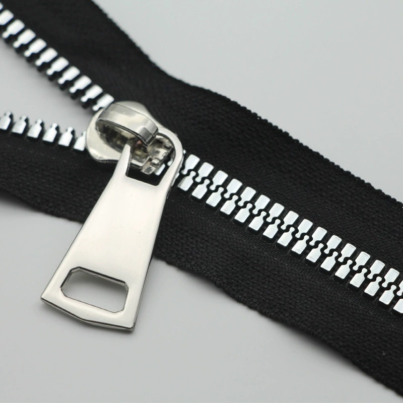 10# Resin Zipper with Metal-Look Coarse Teeth