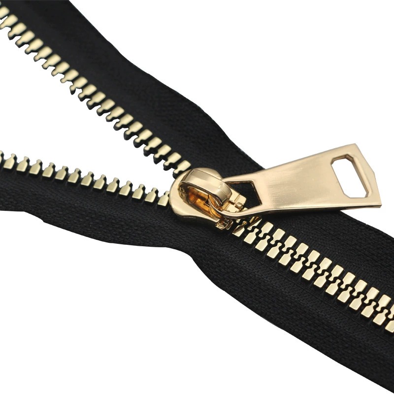 10# Resin Zipper with Metal-Look Coarse Teeth