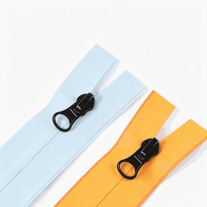 No.5 Water-Repellent Nylon Zipper